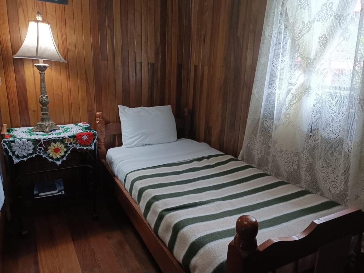 Hotel Bell Bird Monteverde 외부 사진